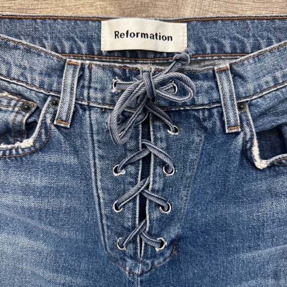 Reformation Lace Up Flare Medium Wash Distressed Raw Hem Jeans Womens Sz. 25 - Picture 5 of 9